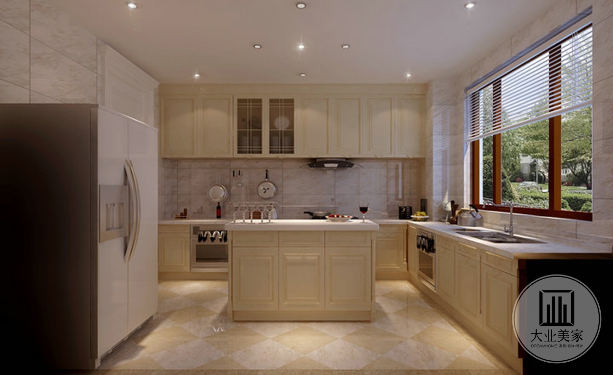 厨房效果图：厨房橱柜以米黄色为主，干净整洁，功能性极强。
