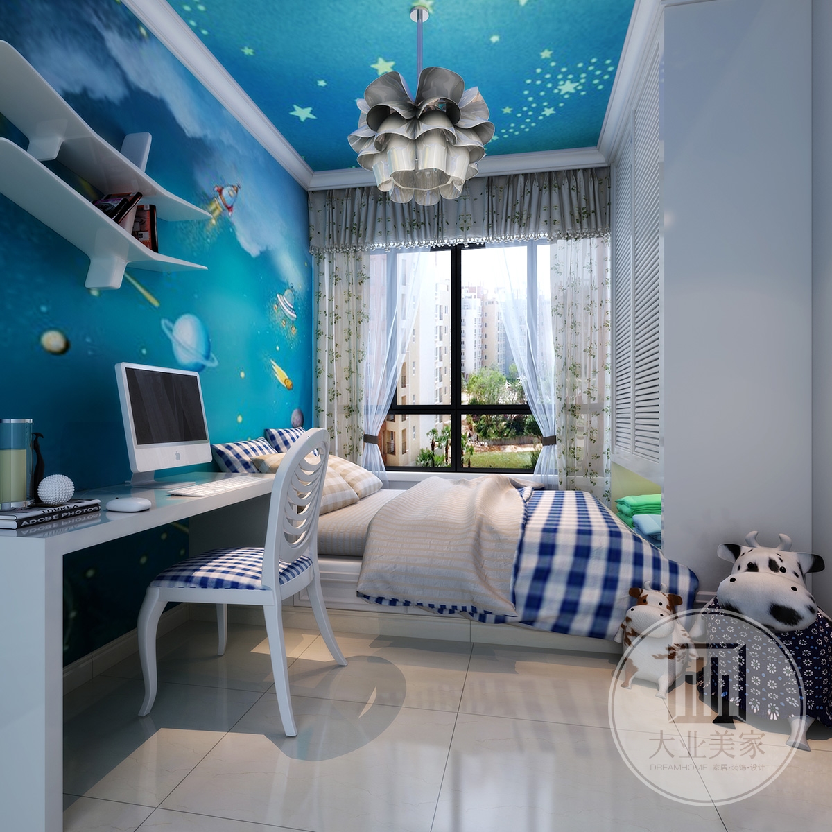 小孩房效果图：小孩房以蓝色为色调，定制得榻榻米的结构将收纳做到淋漓尽致，蓝色的硅藻泥让空间多了温馨，与白色衣柜呈对比，让空间小巧而温馨。